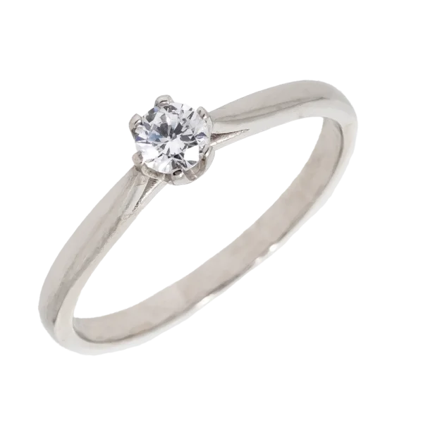 18K Solitaire Ring with Diamond