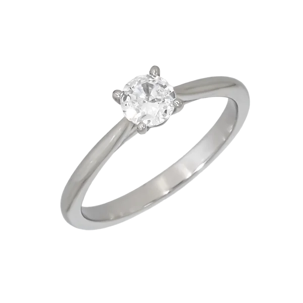 18K Solitaire Ring with Diamond